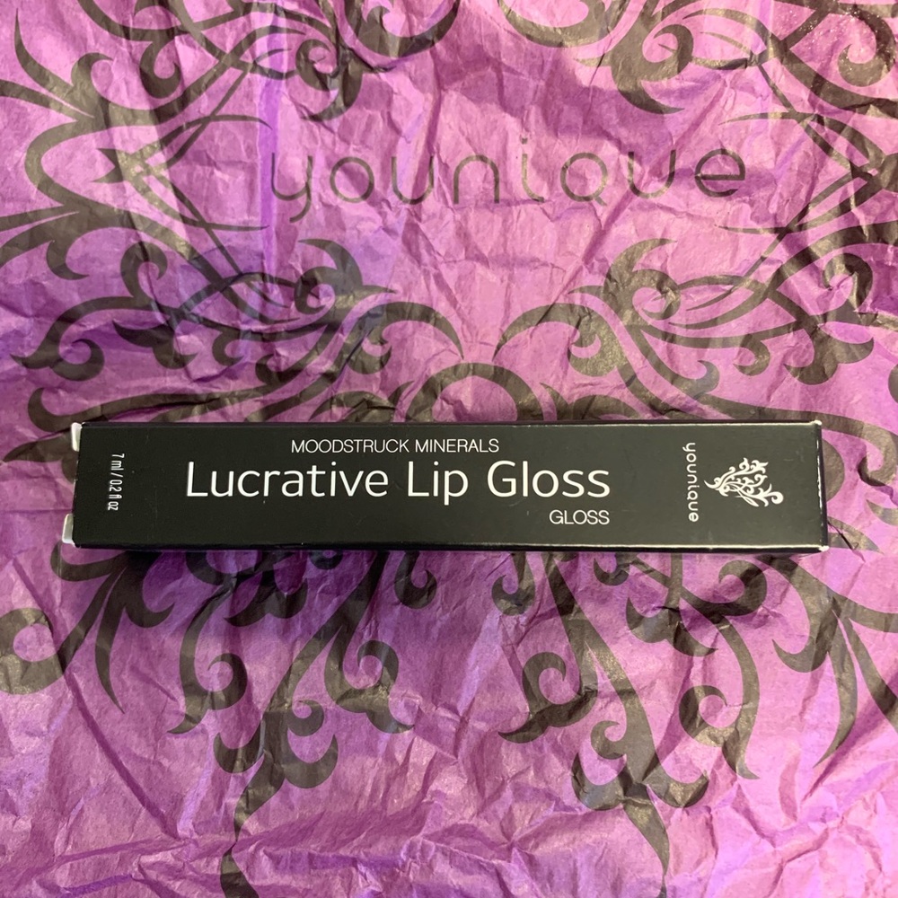 Younique Gloss